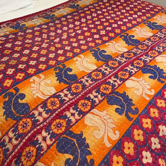 KANTHA QUILT HANDCRAFTED LIGHTWEIGHT REVERSIBLE BLANKET THROW BEDDING INDIA - Picture 1 of 10